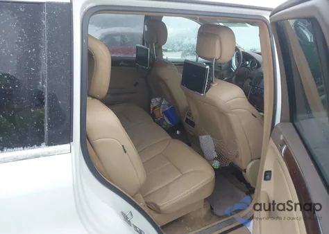 2011 Mercedes-Benz Gl-Class Gl 450 z USA, uszkodzony, nr VIN 4JGBF7BE5BA724204